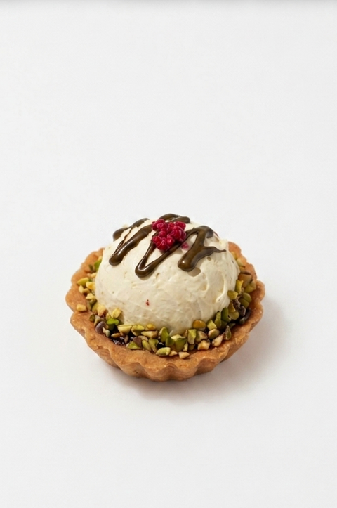 Pistachio Raspberry Cheesecake Pie